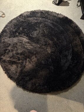 Round Plush Shag Rug - Black
